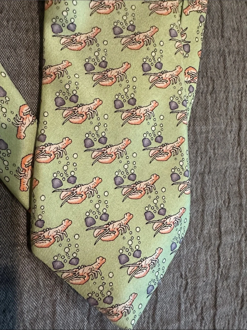 Vineyard Vines Light Green Novelty Fish Print Silk Tie